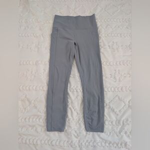 Athleta Women's Gray High-Waisted Capri Leggings Size Small